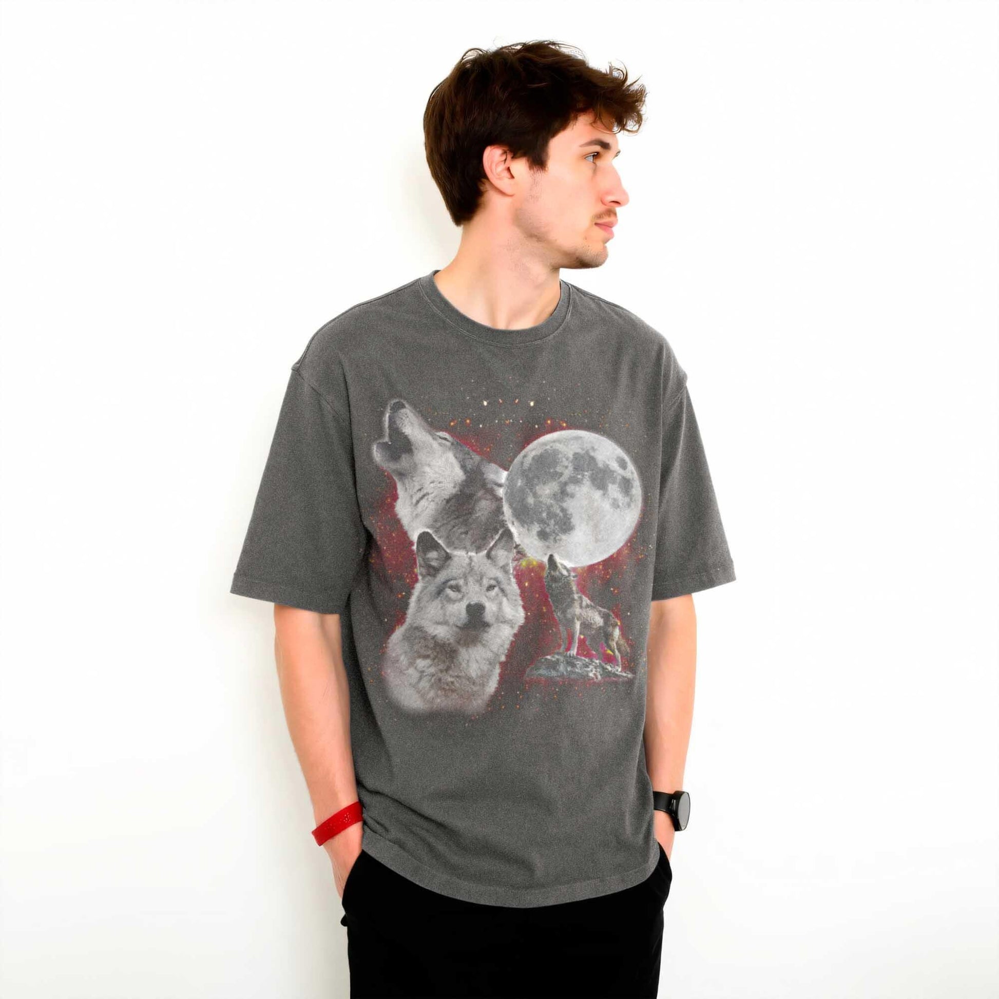 90s wolf moon shirt, vintage style grunge wolves graphic tee. Retro unisex t-shirt for animal and wildlife lovers. Features a moonlit night sky and wolf design. Comfort Colors tee, perfect gift.