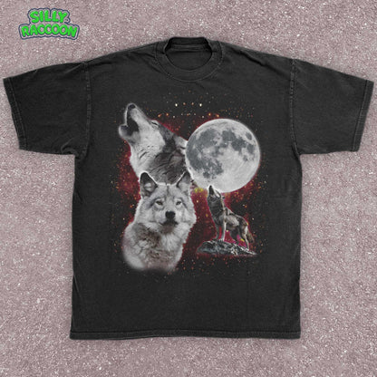 90s wolf moon shirt, vintage style grunge wolves graphic tee. Retro unisex t-shirt for animal and wildlife lovers. Features a moonlit night sky and wolf design. Comfort Colors tee, perfect gift.