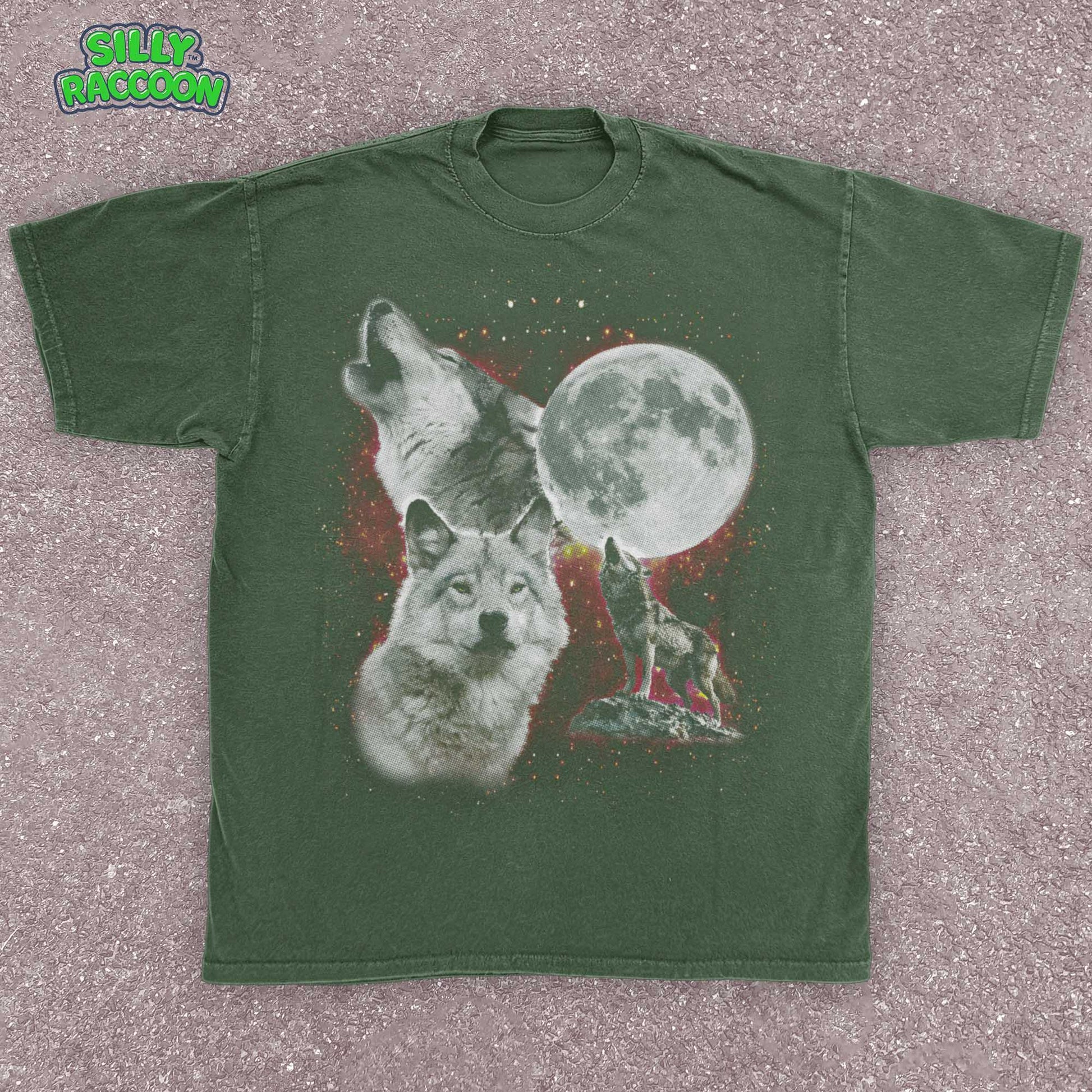 90s wolf moon shirt, vintage style grunge wolves graphic tee. Retro unisex t-shirt for animal and wildlife lovers. Features a moonlit night sky and wolf design. Comfort Colors tee, perfect gift.